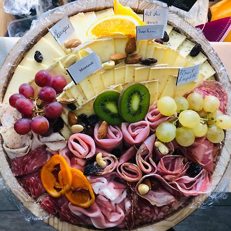Le Gite Du Faubourg Sautour Eksteriør billede